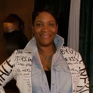 Meet your Posher, Trinette